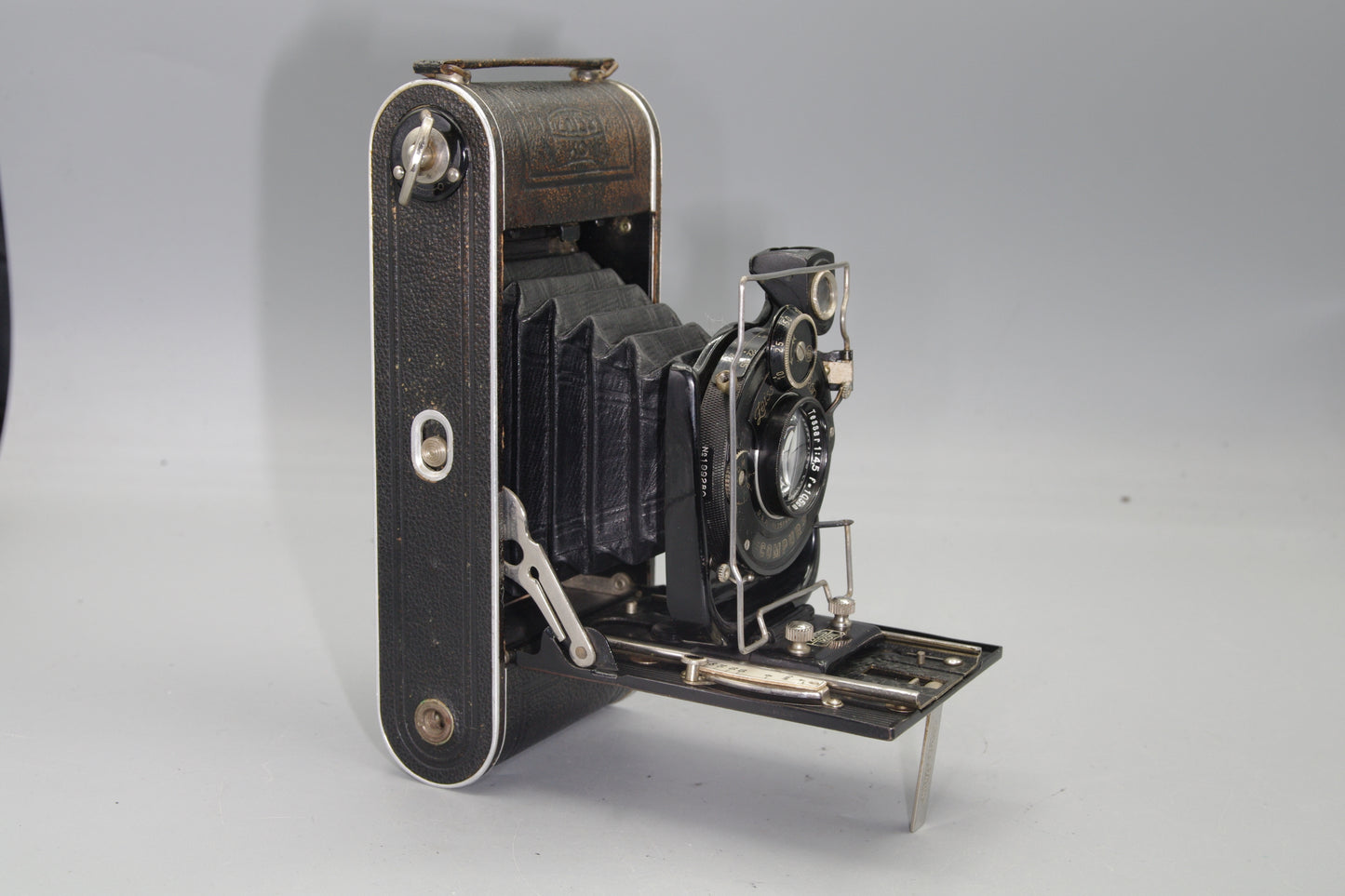 Zeiss Ikon Folding Camera with Tessar 10.5cm F4.5