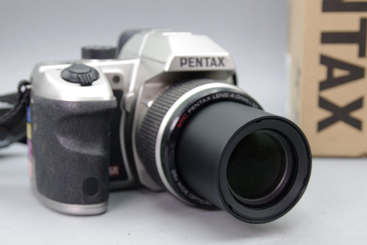 Pentax X‑5 Digital Camera – Boxed – Tested – S/C 1968 – Very Good Condition