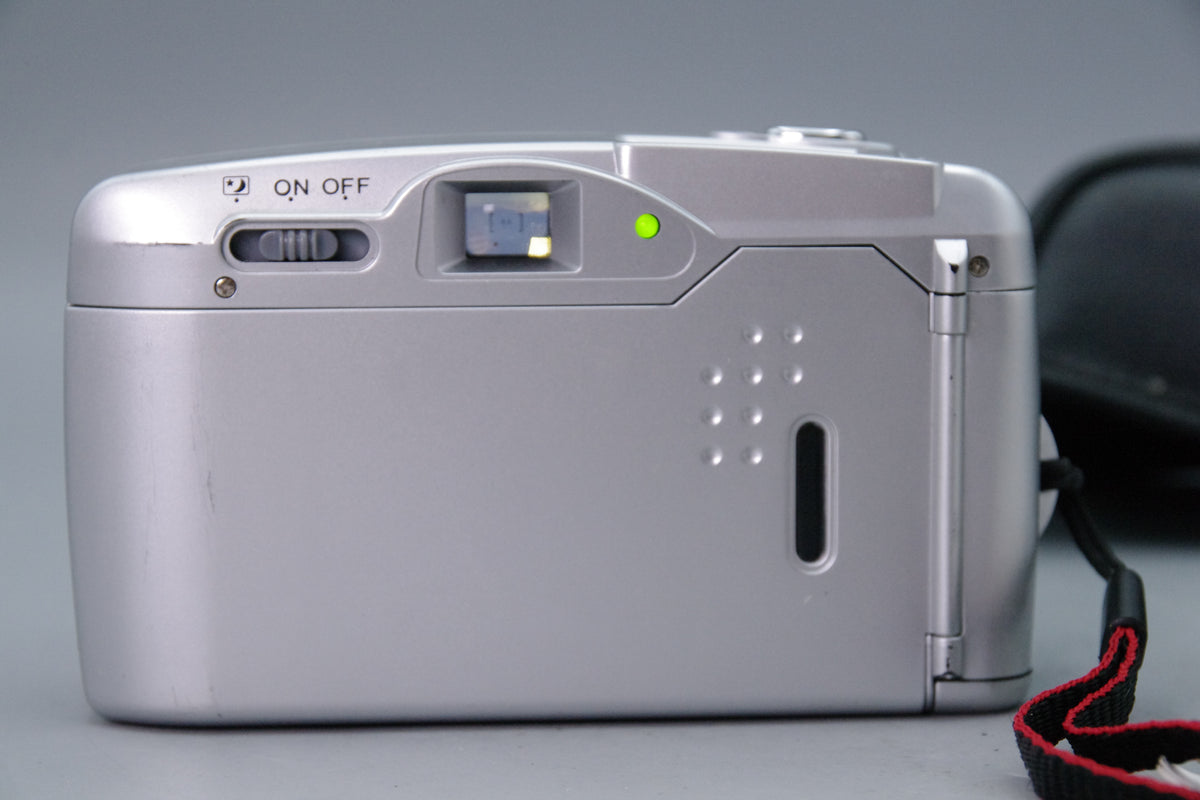 Polaroid PZ2001 35mm Point and Shoot Film Camera Excellent