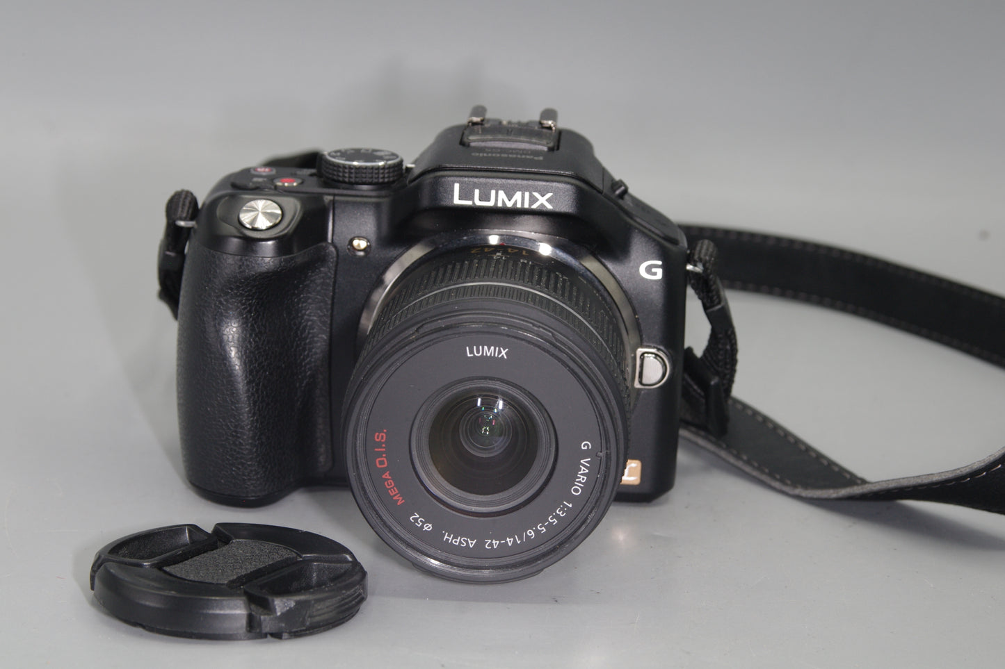 Panasonic Lumix DMC-G5 16MP Digital M4/3 Camera with 14-42mm Lens -S/C 1792