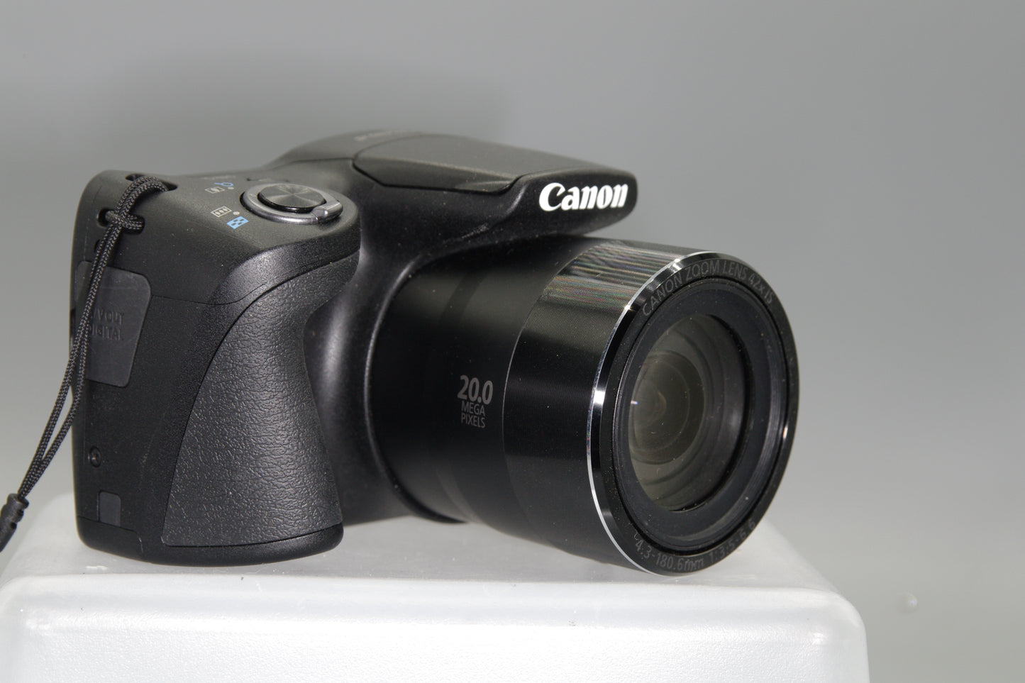 Canon PowerShot SX420 IS 20MP Digital Bridge Camera – 42x Zoom, Wi-Fi, HD Video, Excellent Condition