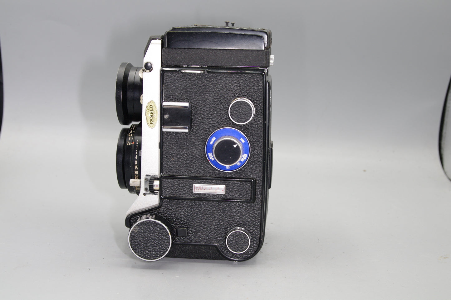 Mamiya C330 Pro F TLR Camera – 80mm f/2.8 Blue Dot Lens, Very Good