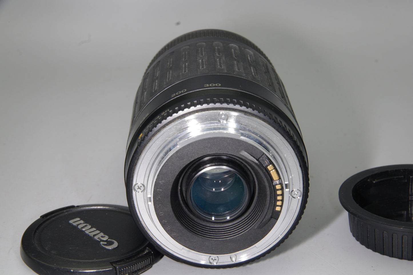 Canon EF 75–300mm f/4–5.6 (Non‑USM, Original Version) – Telephoto Zoom Lens