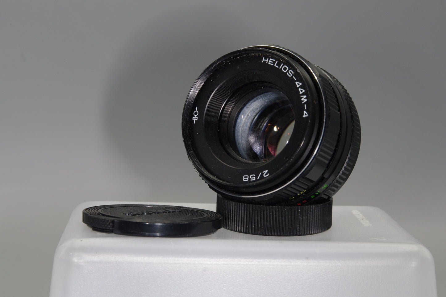 Helios-44-4 58mm f/2 M42 Lens – Swirly Bokeh, Manual Focus, VGC