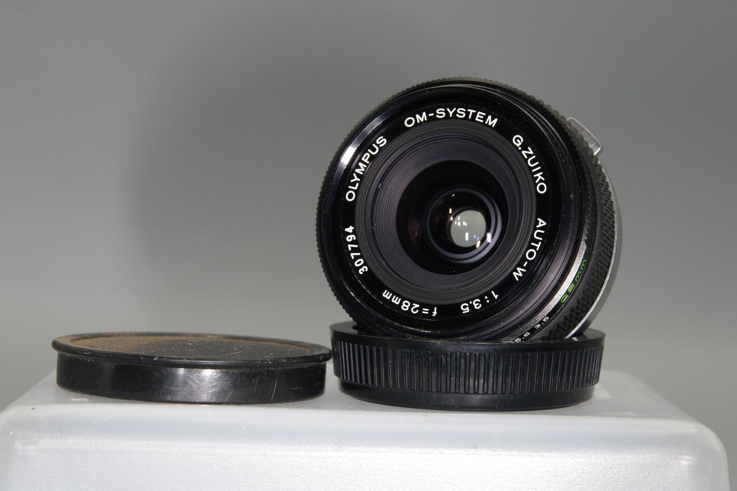 Olympus G.Zuiko Auto-W 28mm F3.5 OM Mount Lens – Excellent Condition