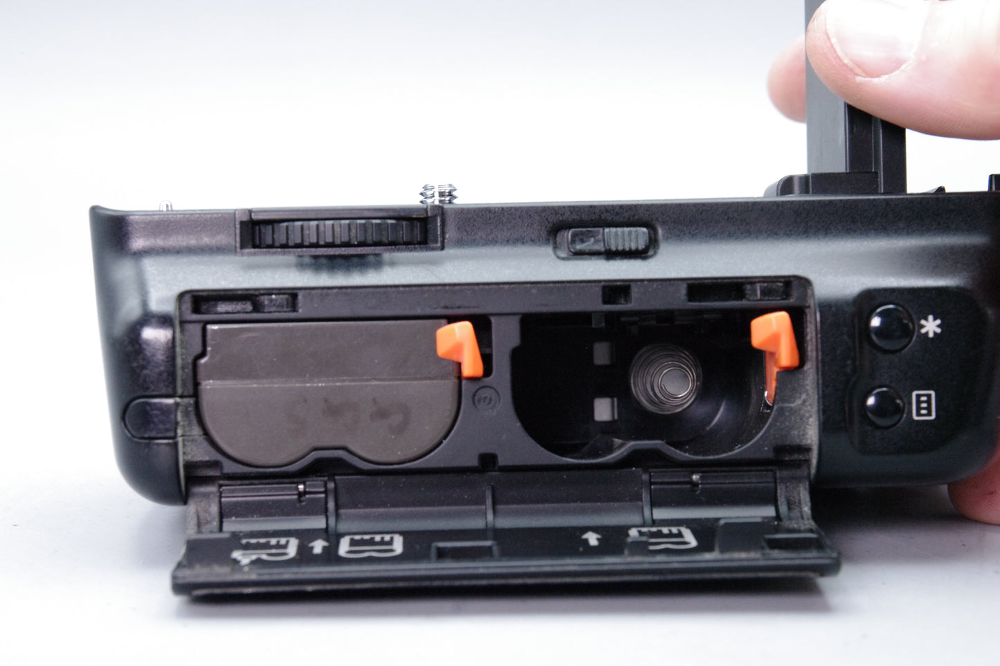 Canon BG‑ED3 Battery Grip – For EOS D30/D60/10D – Excellent – With One Battery