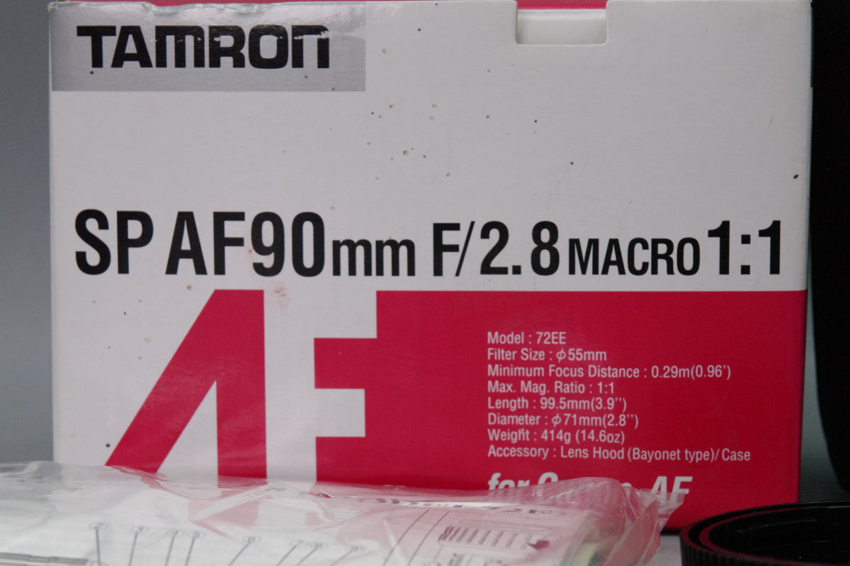 Tamron SP AF 90mm f2.8 Macro 1:1 Canon EF Lens Box Hood Pouch Excellent
