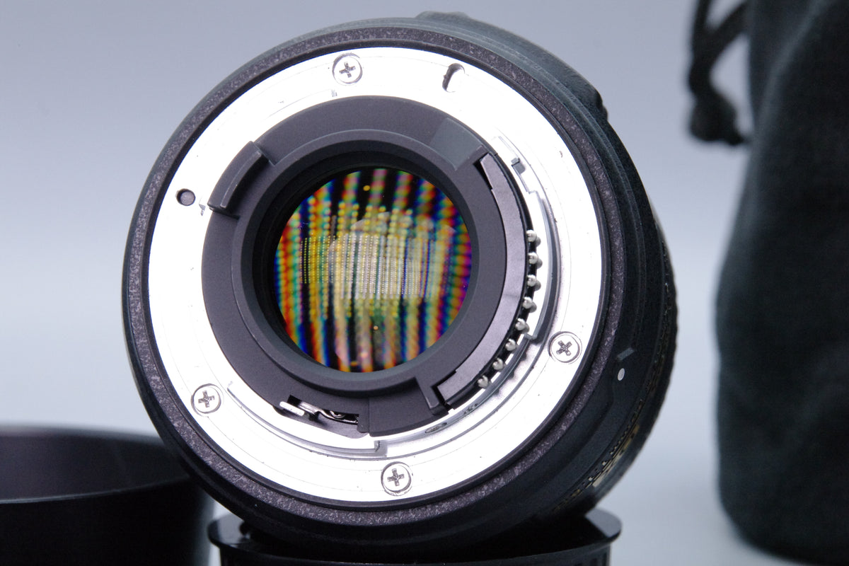 Nikon AF-S DX 35mm f/1.8G Lens – Excellent Condition