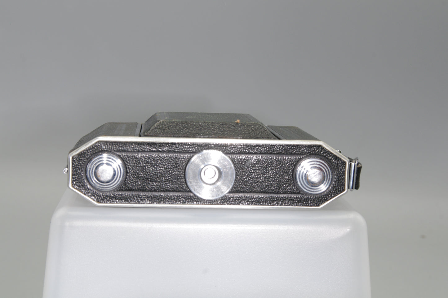 Kodak Duo 620 Folding Camera – 75mm f/3.5 Kodak Anastigmat Lens – Series II