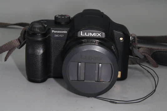 Panasonic Lumix DMC-FZ7 6MP Bridge Camera – Boxed, Leica 12x Zoom, MEGA O.I.S