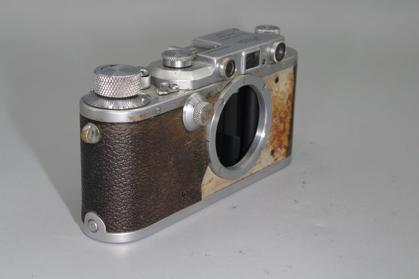 Leica III 35mm Rangefinder Camera – 1935 Barnack Classic – Serial No. 175099