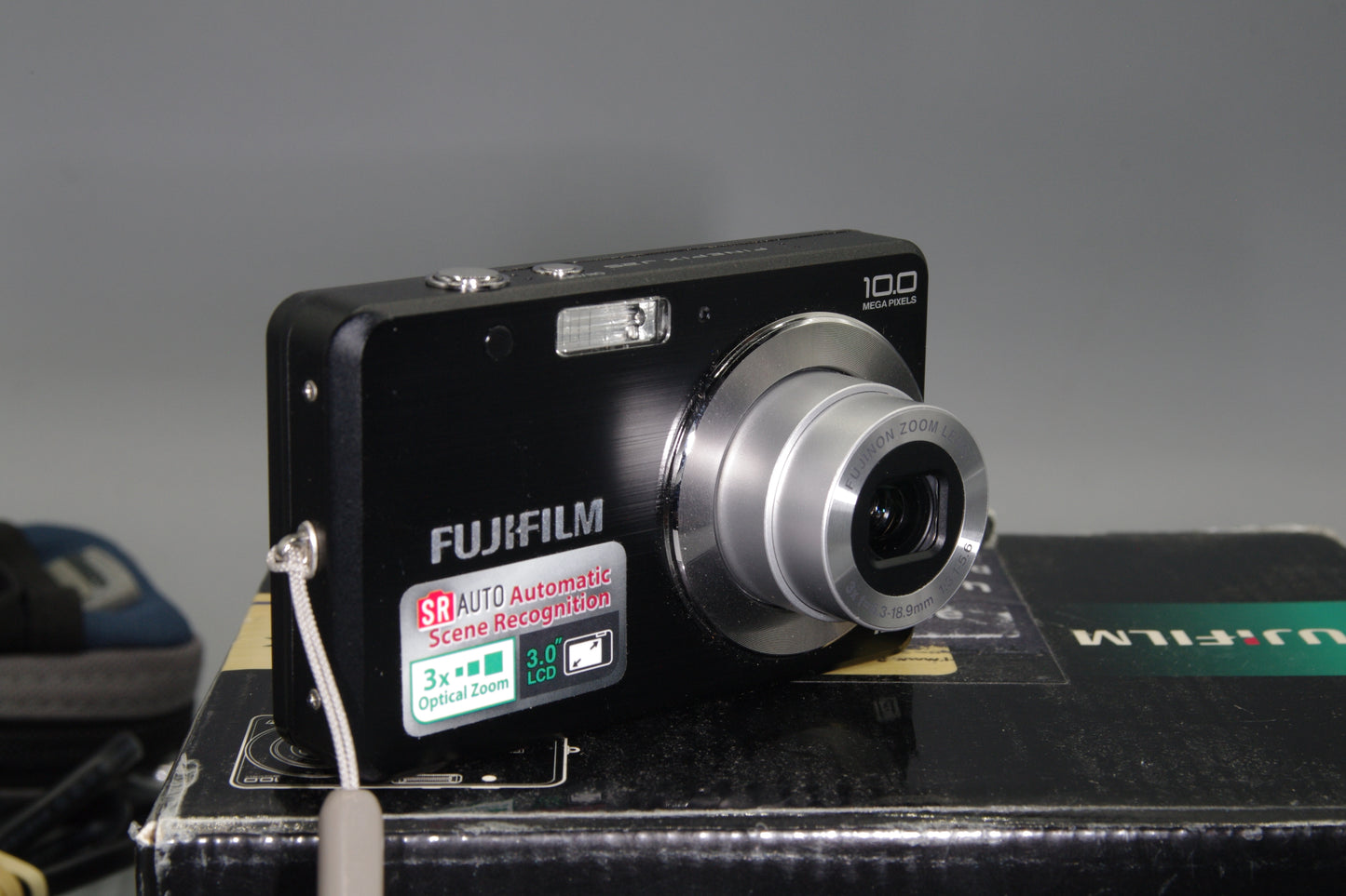 Fujifilm FinePix J25 10MP Compact Camera – 3x Zoom, Boxed – Excellent Condition