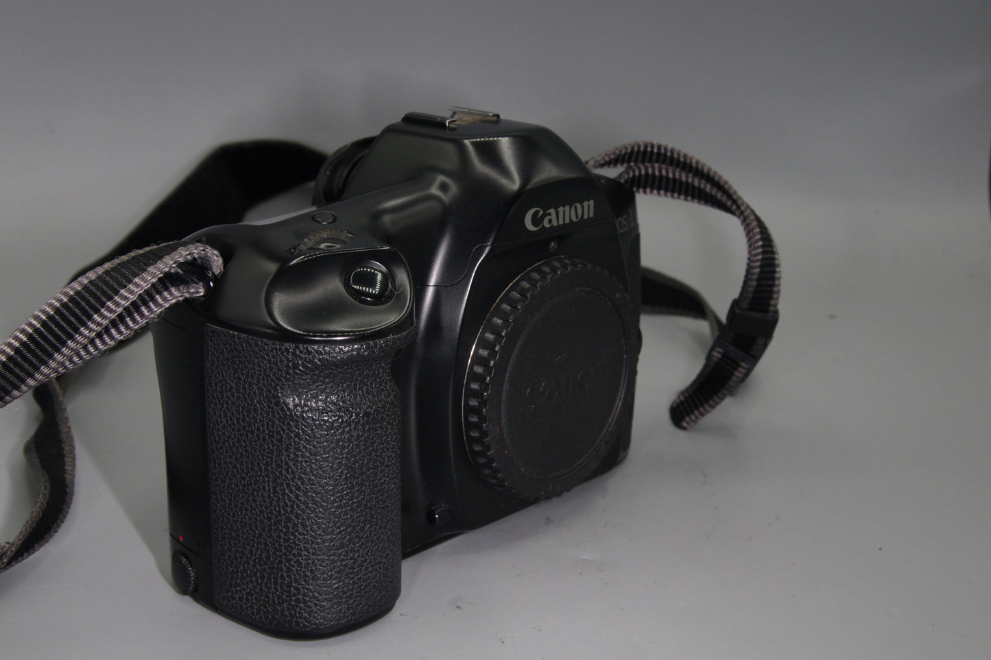 Canon EOS-1 35mm SLR Body – Pro Grade – EF Mount – 1989 Classic – VGC
