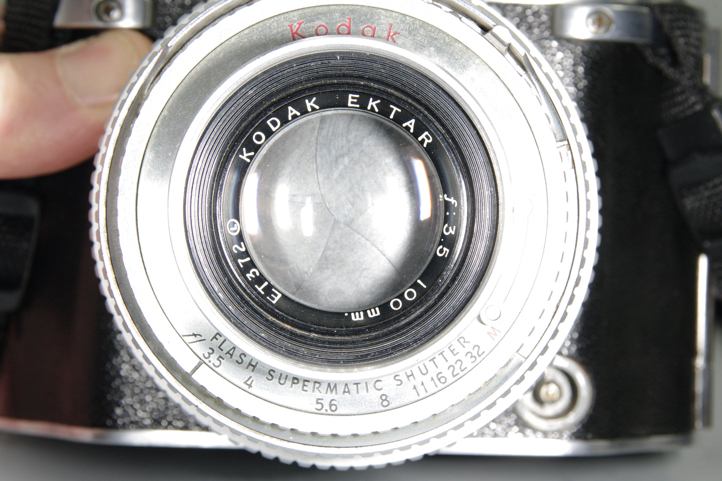 Kodak Medalist II – 6×9 Rangefinder – Ektar 100mm f/3.5 – US Military Icon