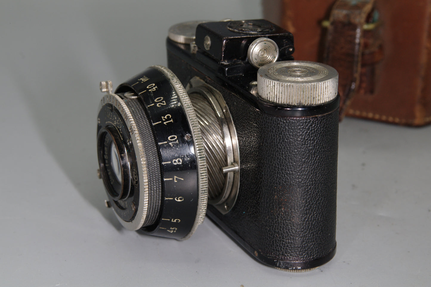 Nagel Pupille – 127 Film – Leitz Elmar 5cm f/3.5 – Rare German Compact – VGC