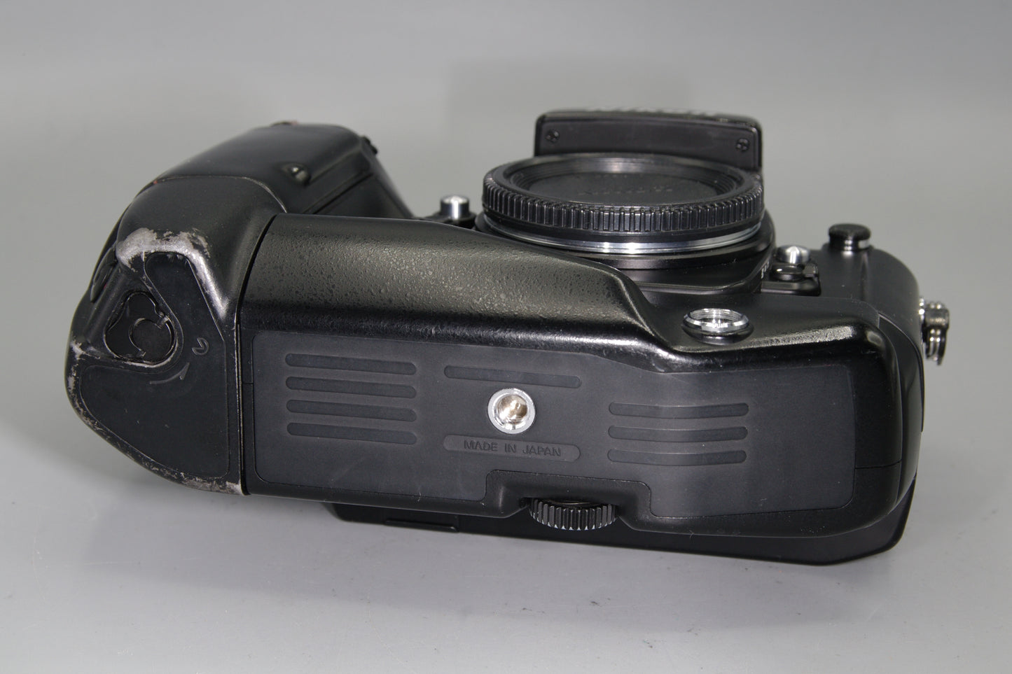Nikon F4 35mm SLR Film Camera – AF with MB-21 Grip & MF-23 Data Back – Tested