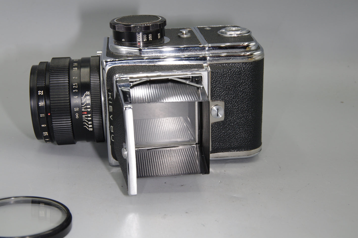 Kiev 80 Medium Format 6×6 SLR Film Camera – Vega-12B 90mm f/2.8 Lens – USSR Made