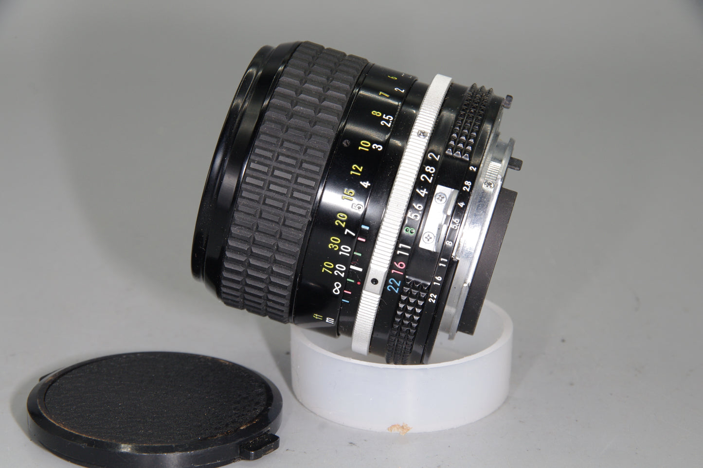 Nikon Nikkor 85mm f/2 AI Lens – Manual Focus – Nikon F Mount - Excellent