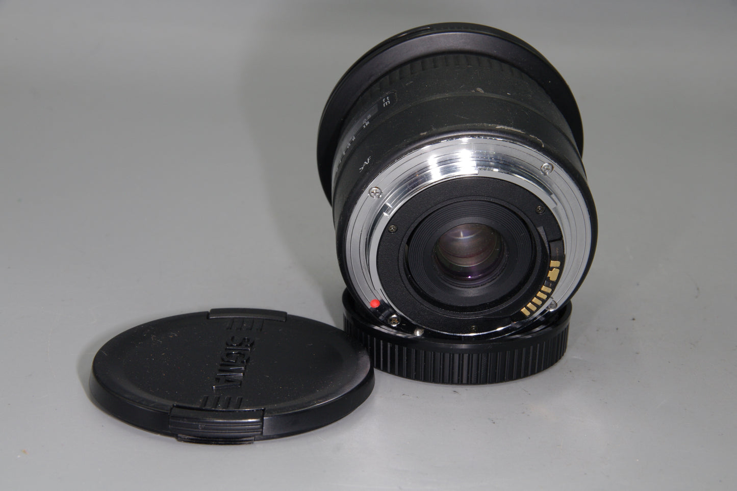 Sigma 18mm F/3.5 Wide-Angle Prime Lens = Canon EF-S Mount- Please Read