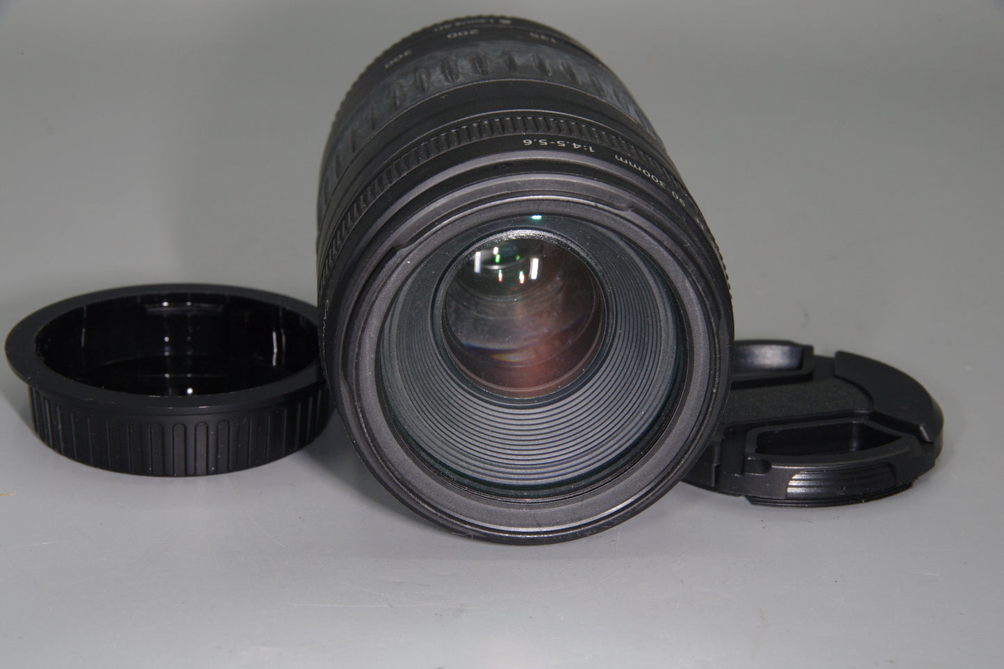 Canon EF 90-300mm F/4.5-5.6 AF Zoom Lens – Non-USM – Excellent – Caps Included
