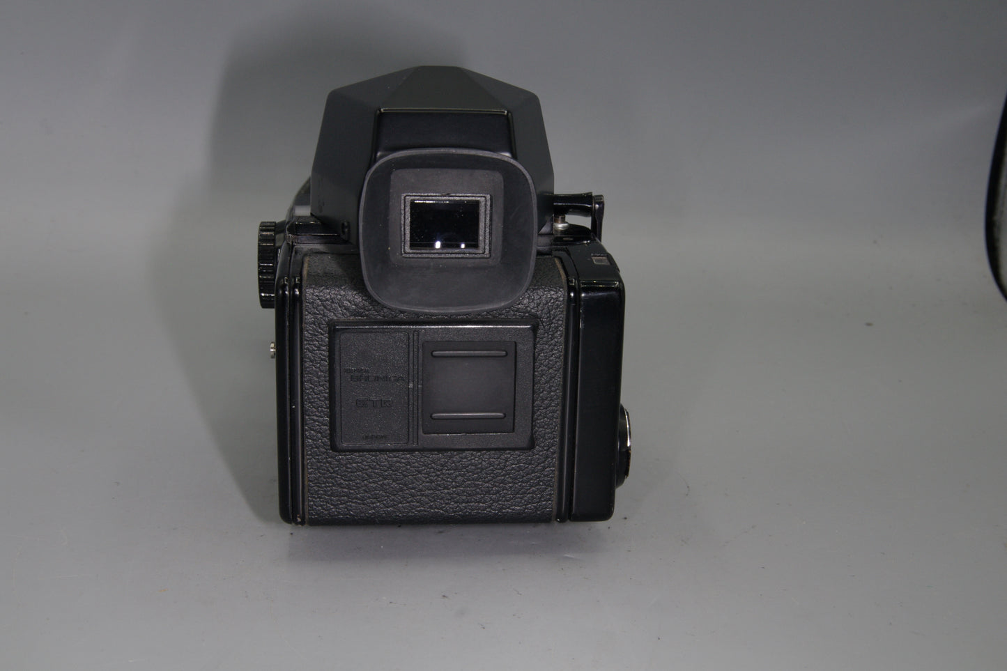 Zenza Bronica ETR-C Medium Format Camera with Zenzanon 75mm f/2.8 Lens – VGC