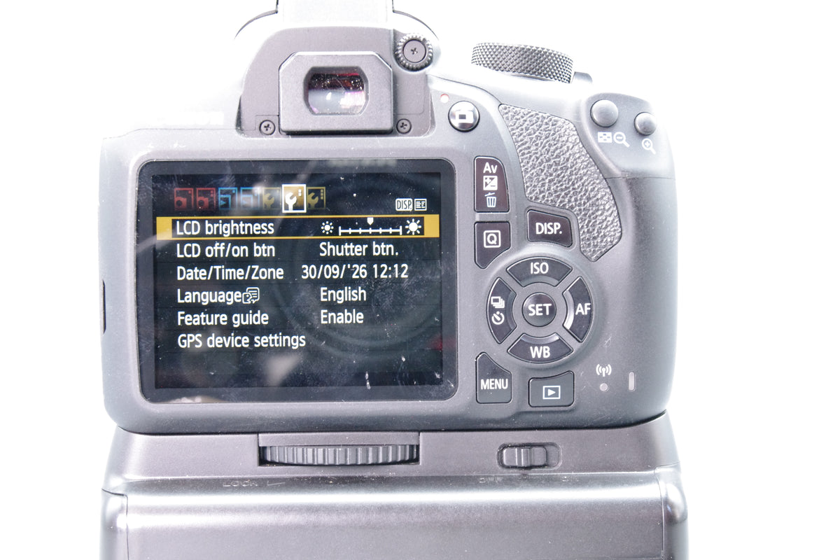 Canon EOS 1300D DSLR Camera Kit EF-S 18-55mm III Lens Battery Grip Low 675 Shutter