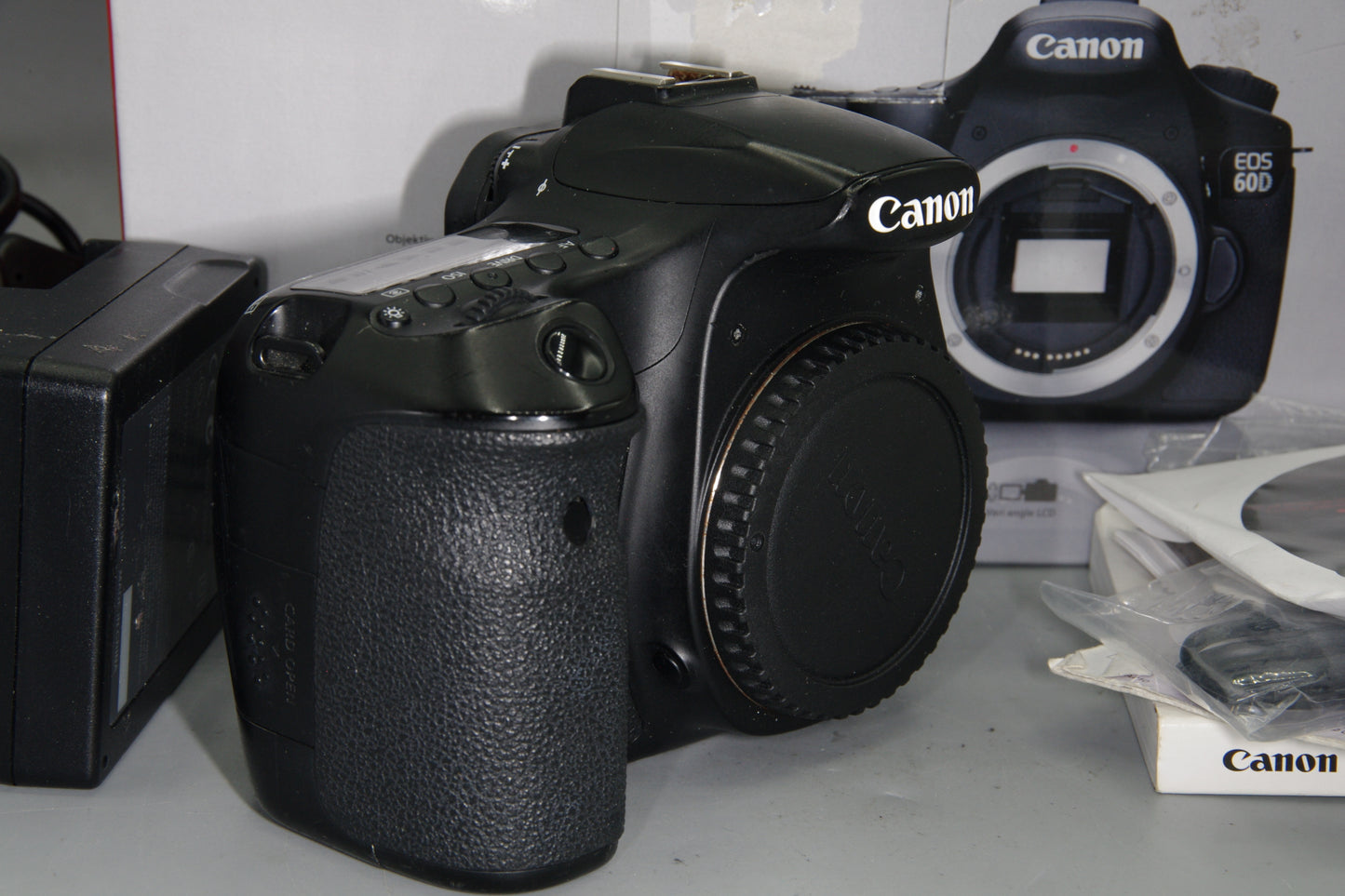 Canon EOS 60D DSLR Camera – 18MP – Full HD – Vari-Angle LCD – Excellent Boxed
