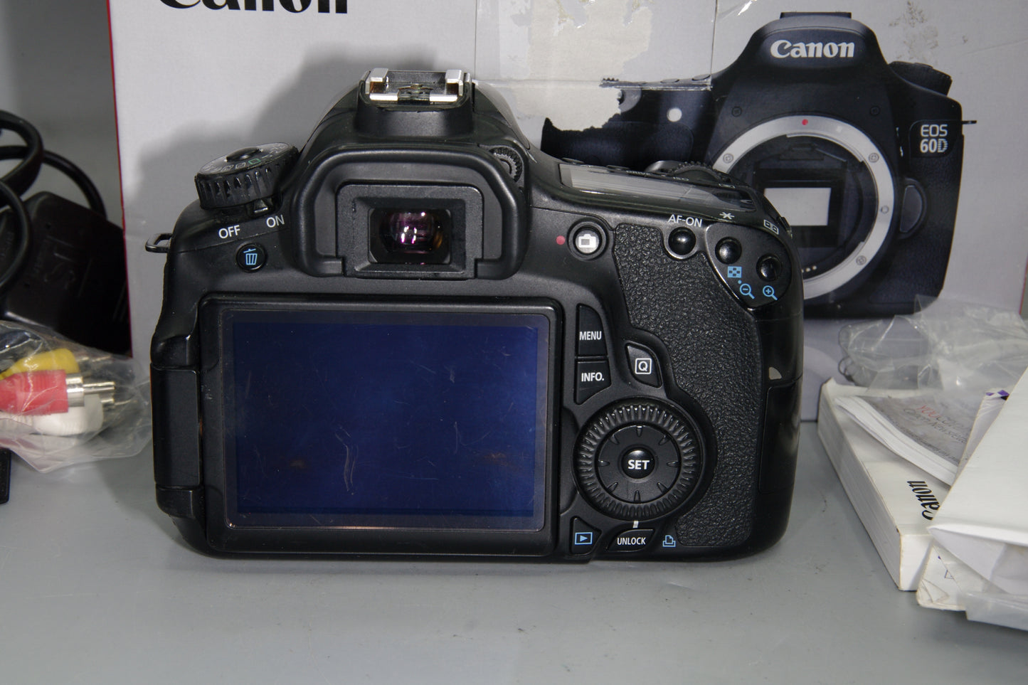 Canon EOS 60D DSLR Camera – 18MP – Full HD – Vari-Angle LCD – Excellent Boxed