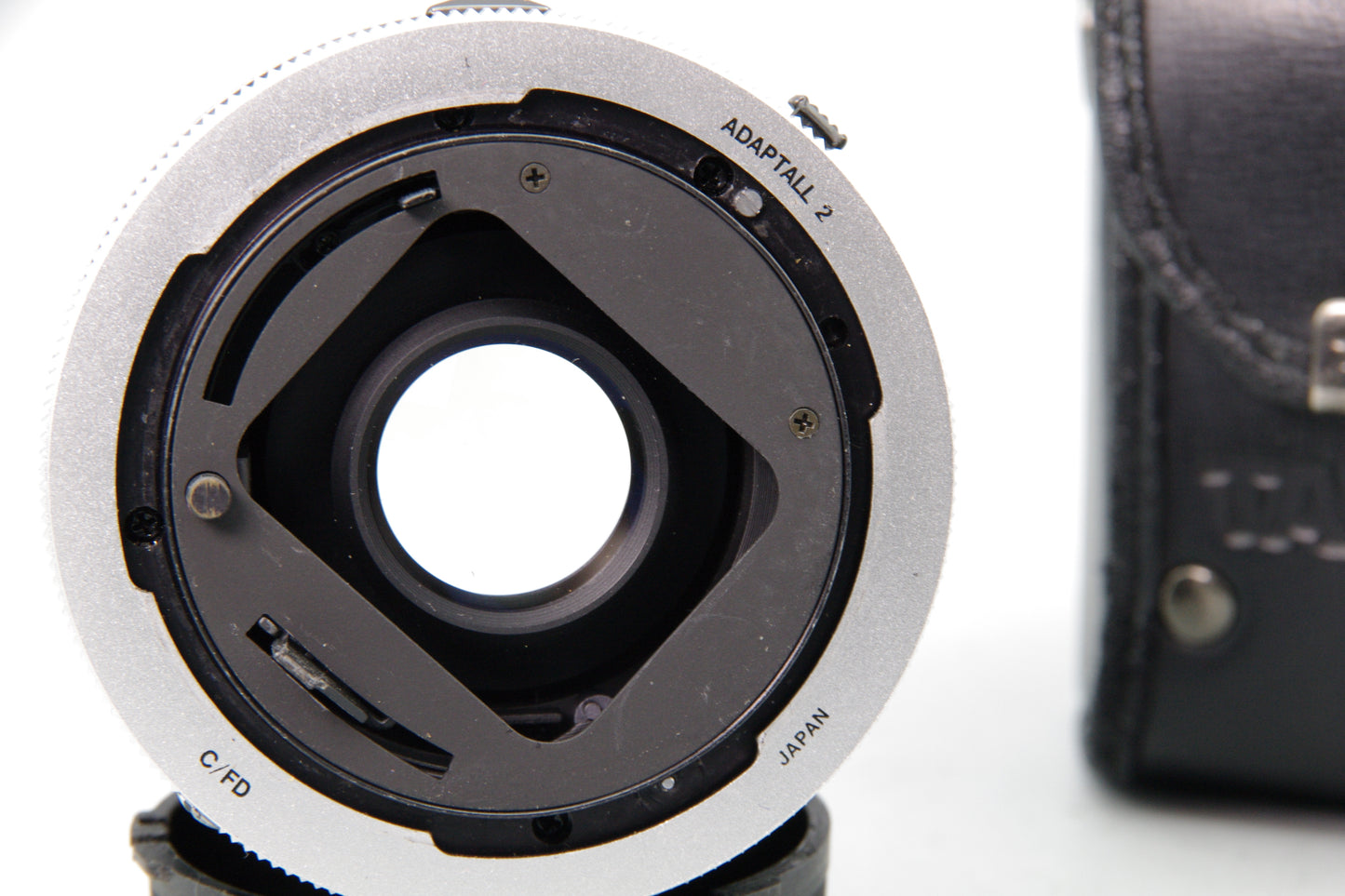 Tamron 28mm F2.5 BBAR Adaptall‑2 Lens – Canon FD Mount - Excellent
