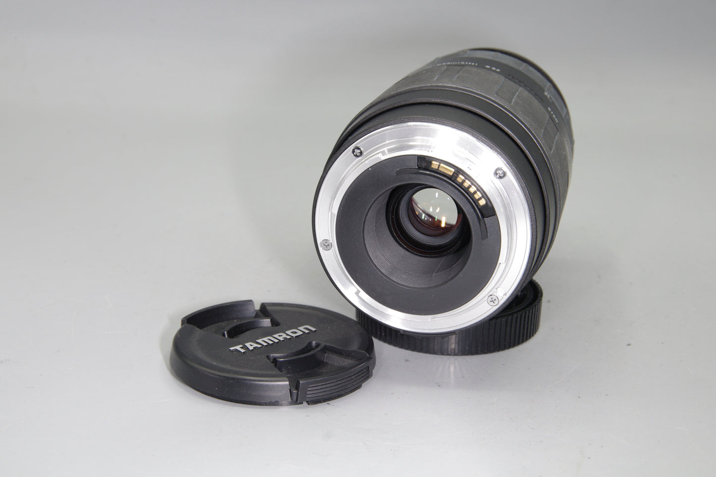 Tamron 70–300mm f/4–5.6 LD Macro 1:2 – Canon EF Mount – Telephoto Zoom