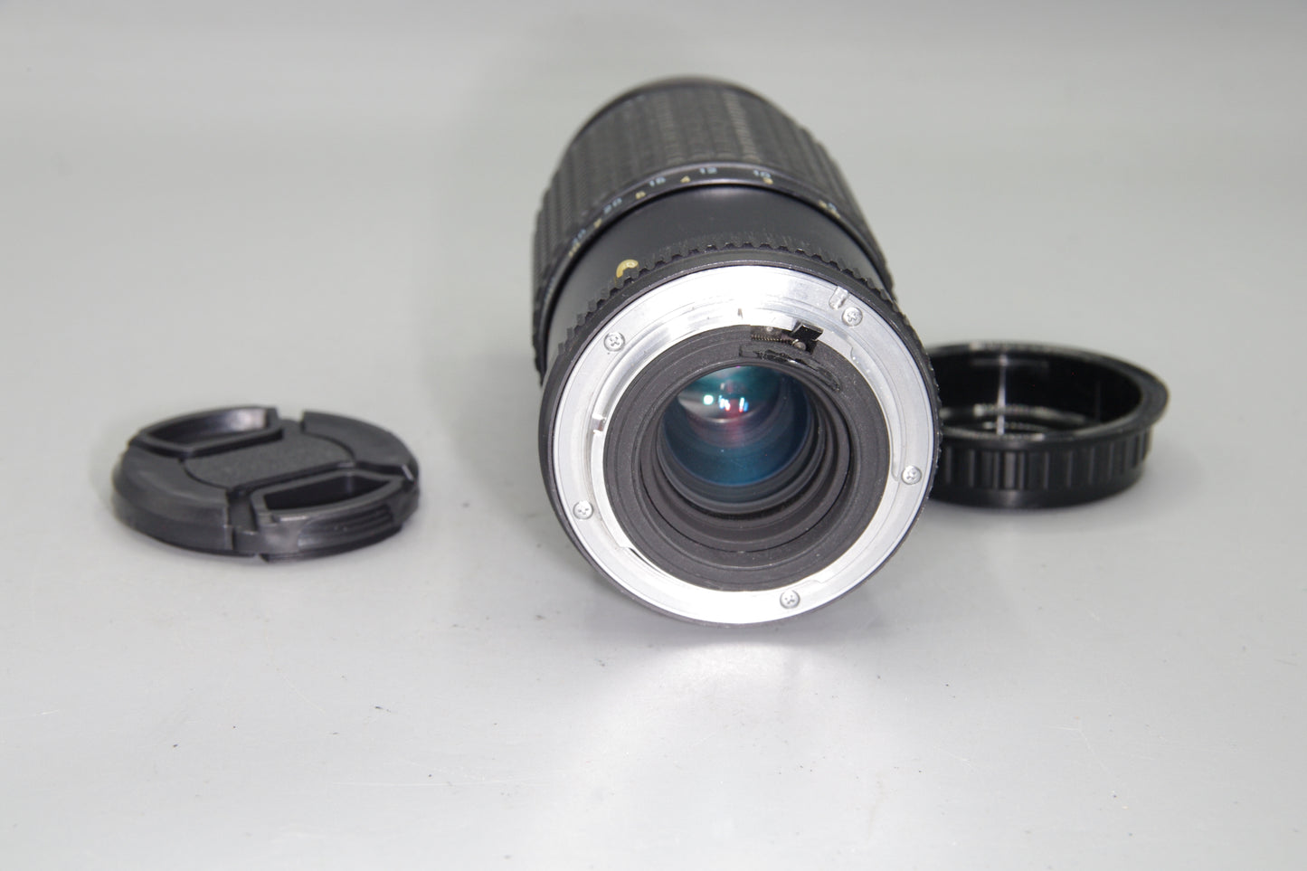 SMC Pentax-M 80–200mm f/4.5 – MF Telephoto Zoom – K Mount – Excellent