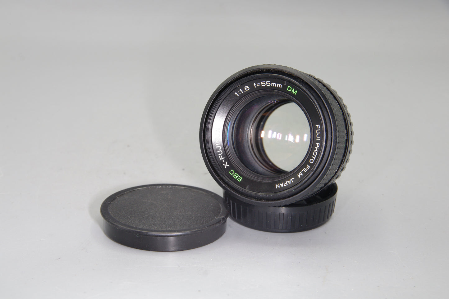 Fuji 55mm f/1.6 – MF Standard Prime – Pentax K Mount – Minor Fungus – Vintage