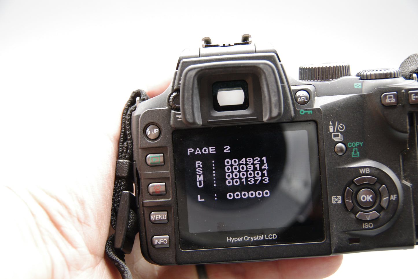 Olympus E-500 DSLR + 17.5–45mm Lens – Four Thirds – Low Shutter Count 4921