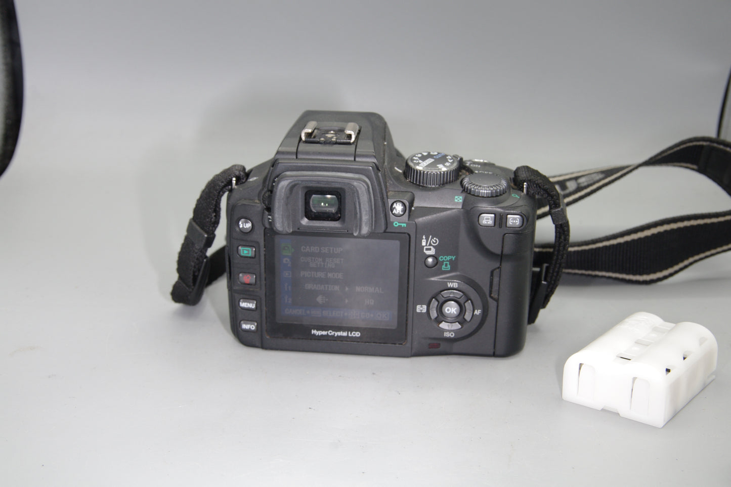 Olympus E-500 DSLR + 17.5–45mm Lens – Four Thirds – Low Shutter Count 4921