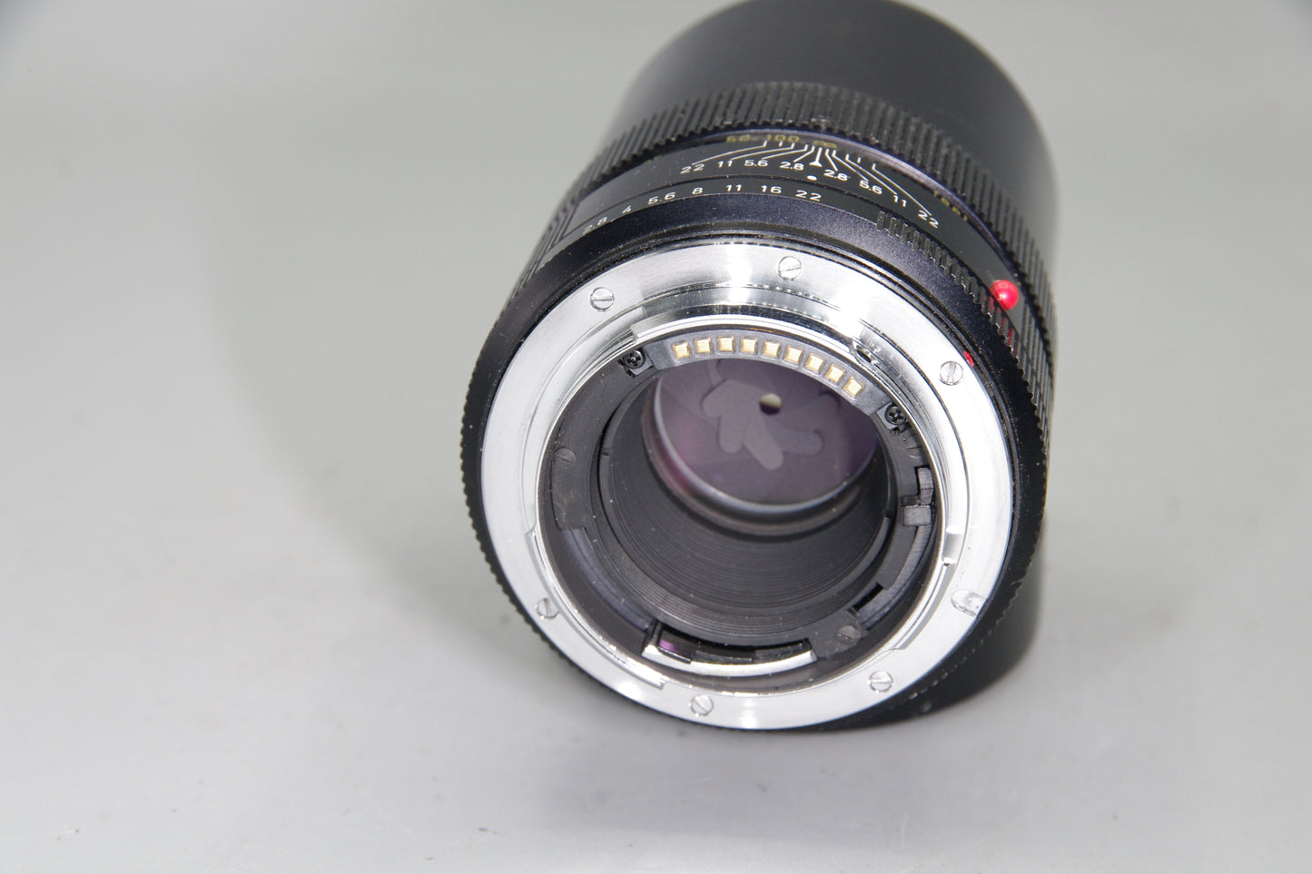 Leitz Canada Elmarit-R 135mm f/2.8 Leica R Mount – ROM - Excellent