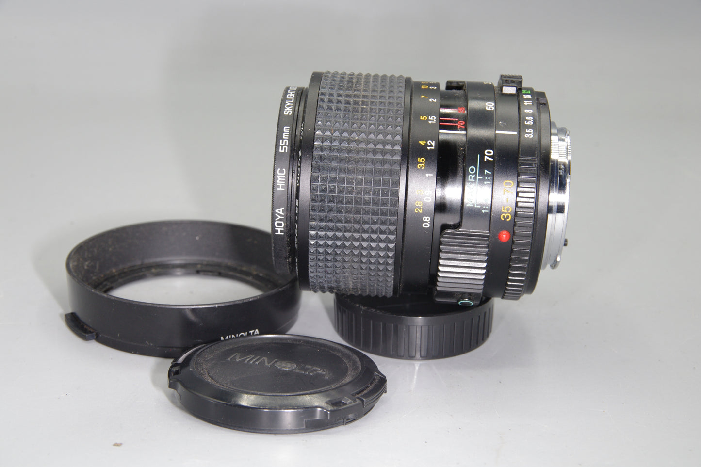 Minolta MD Zoom 35–70mm f/3.5 Lens – Minolta MD Mount – Caps, Hood, UV Filter