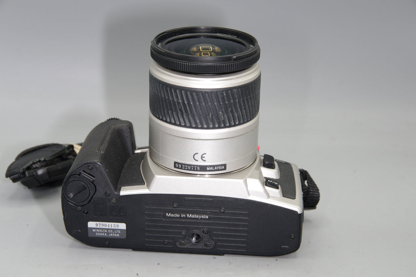 Minolta Dynax 500si Super 35mm SLR + 28–80mm f/3.5–5.6 AF Zoom Lens - EXC