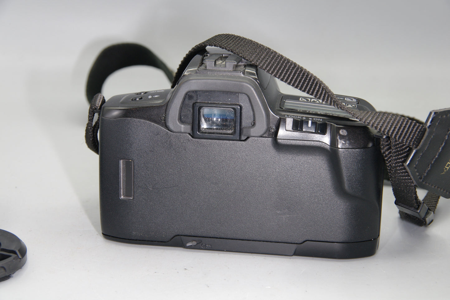 Minolta Dynax 303si + 35–80mm AF Zoom – Autofocus 35mm SLR – Clean & Tested