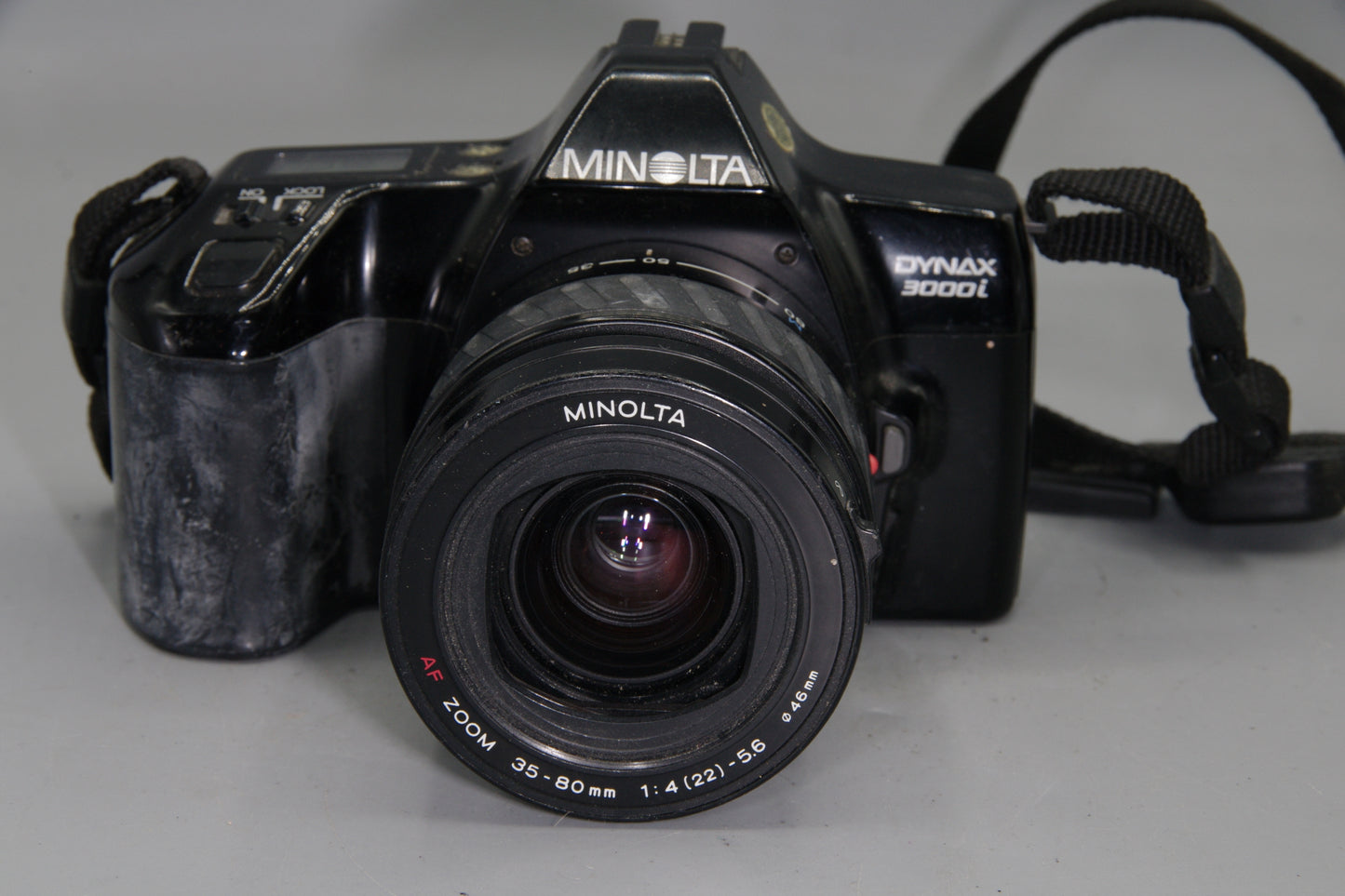 Minolta Dynax 3000i 35mm SLR + Minolta AF 35–80mm Lens – Clean & Tested