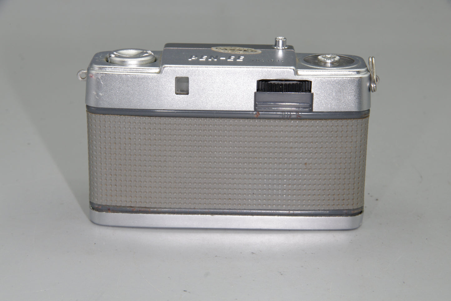 Olympus PEN-EE S Half-Frame 35mm Film Camera – Tested – Clean – Compact