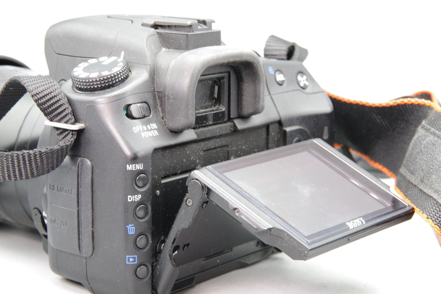 Sony Alpha A350 14.2MP DSLR with 18-70mm Lens - Excellent Conditon