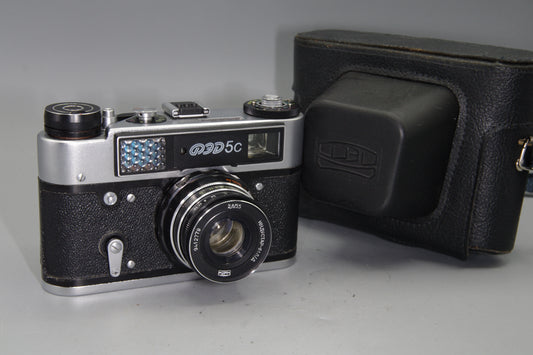 FED 5C Rangefinder Camera with Industar 55mm f/2.8 Lens – USSR Vintage