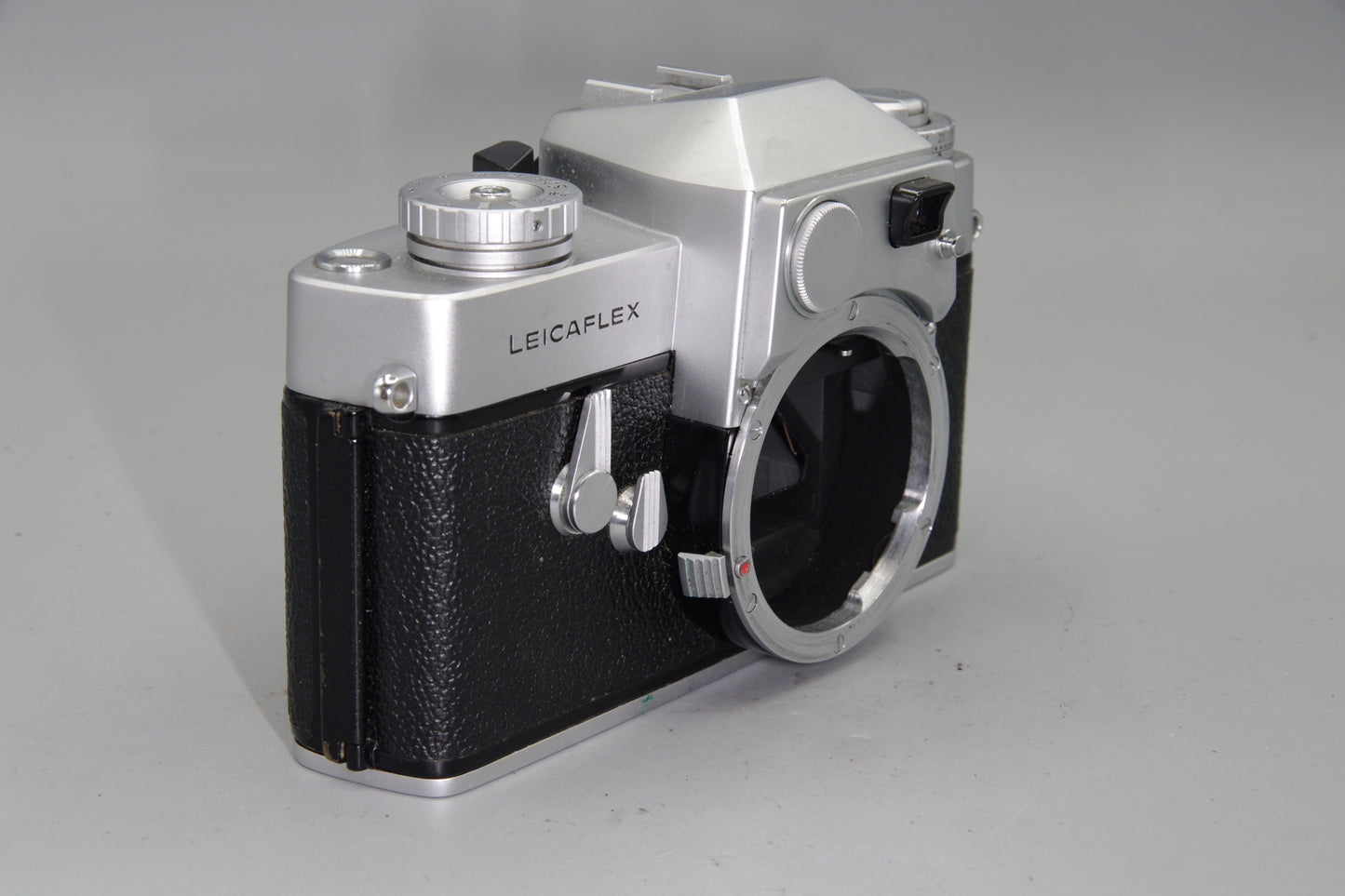 1967 Leicaflex Standard 35mm SLR Camera – Vintage Leica Made in Germany