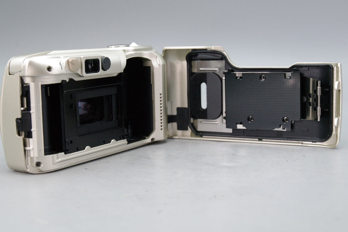 Olympus Stylus MJU II 115 VF 35mm Compact Camera – Excellent