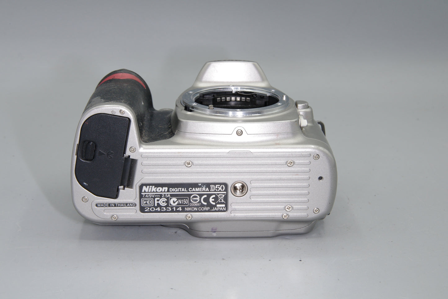 Nikon D50 DSLR Camera Body Only – 6.1MP – Shutter Count 4698 – Tested