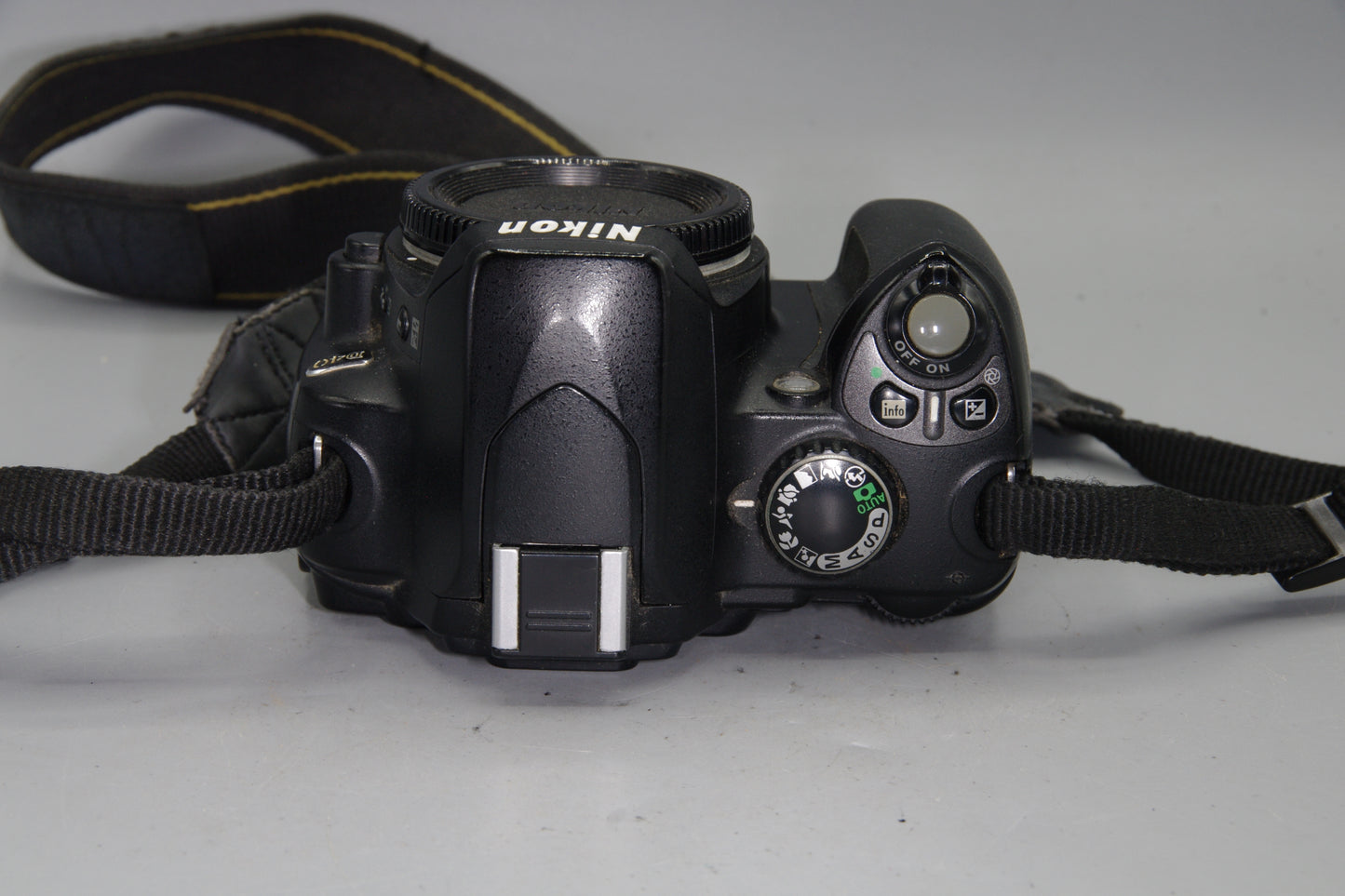 Nikon D40 DSLR Camera Body – 6.1MP – Low Shutter Count 19886 – VGC