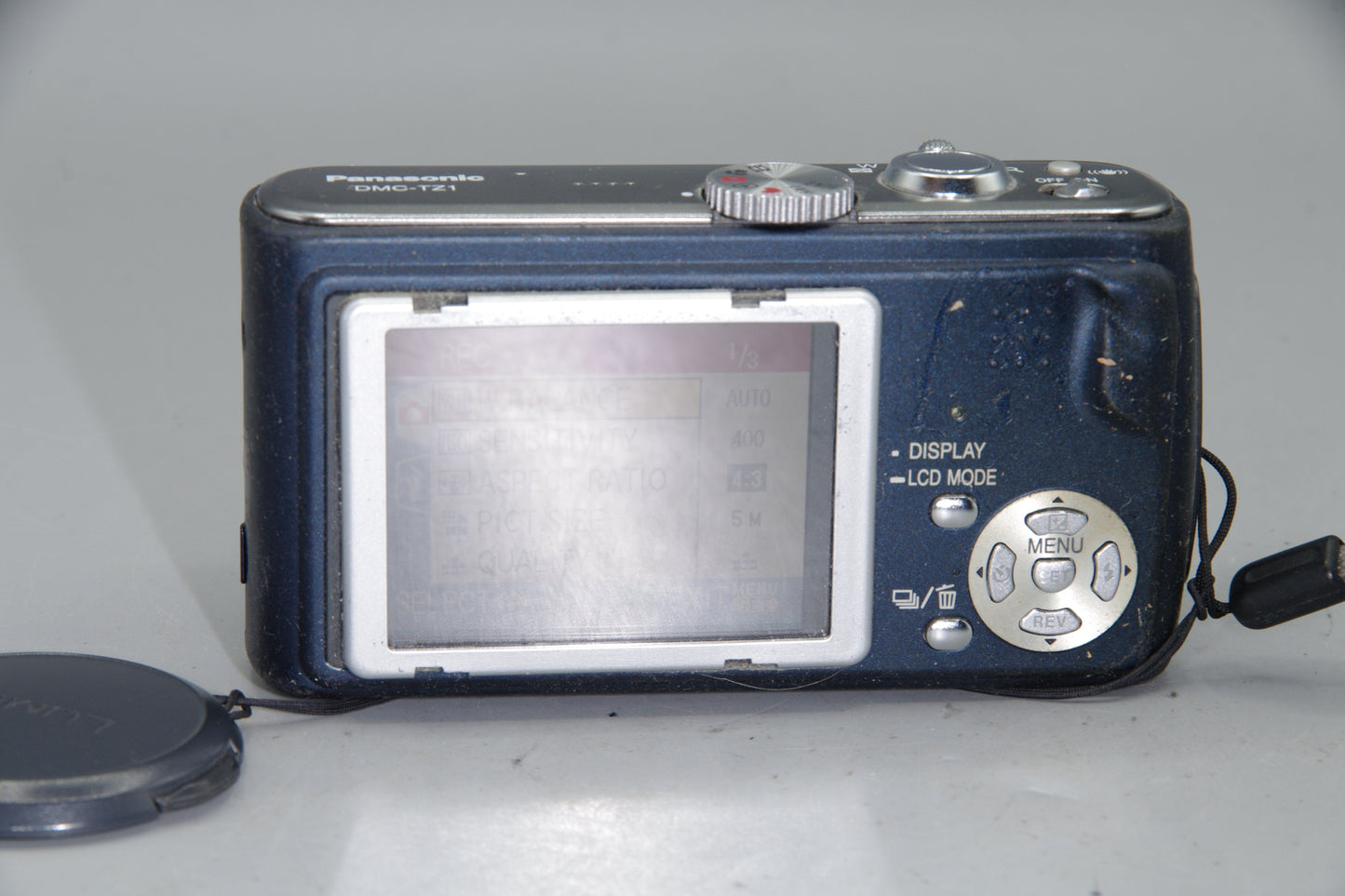 Panasonic Lumix DMC-TZ1 – Blue – 5MP – 10x Leica Zoom – Some Tackiness – Tested