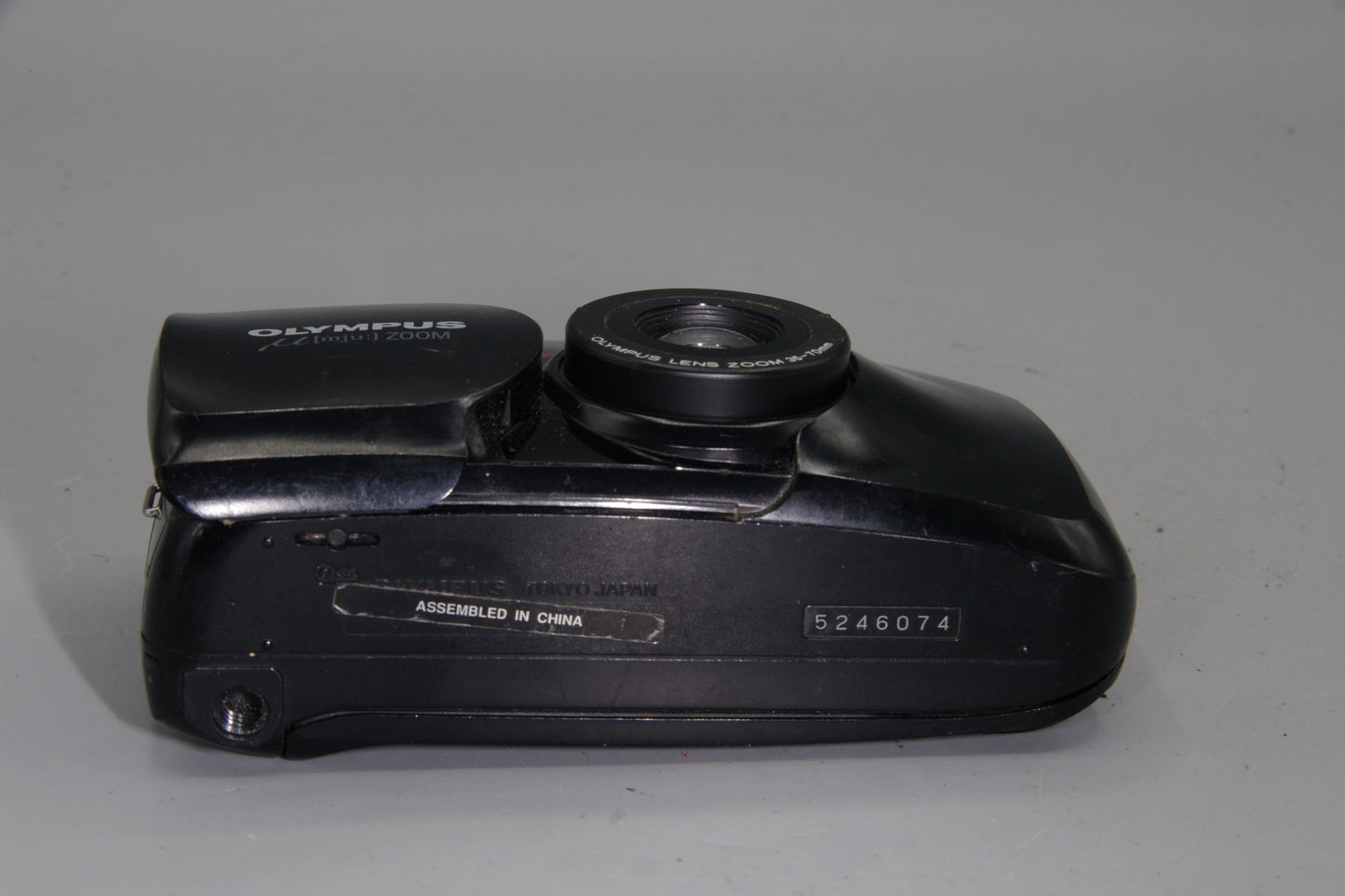 Olympus MJU Zoom 35mm Film Camera – Tested – Clean – Autofocus – Flash
