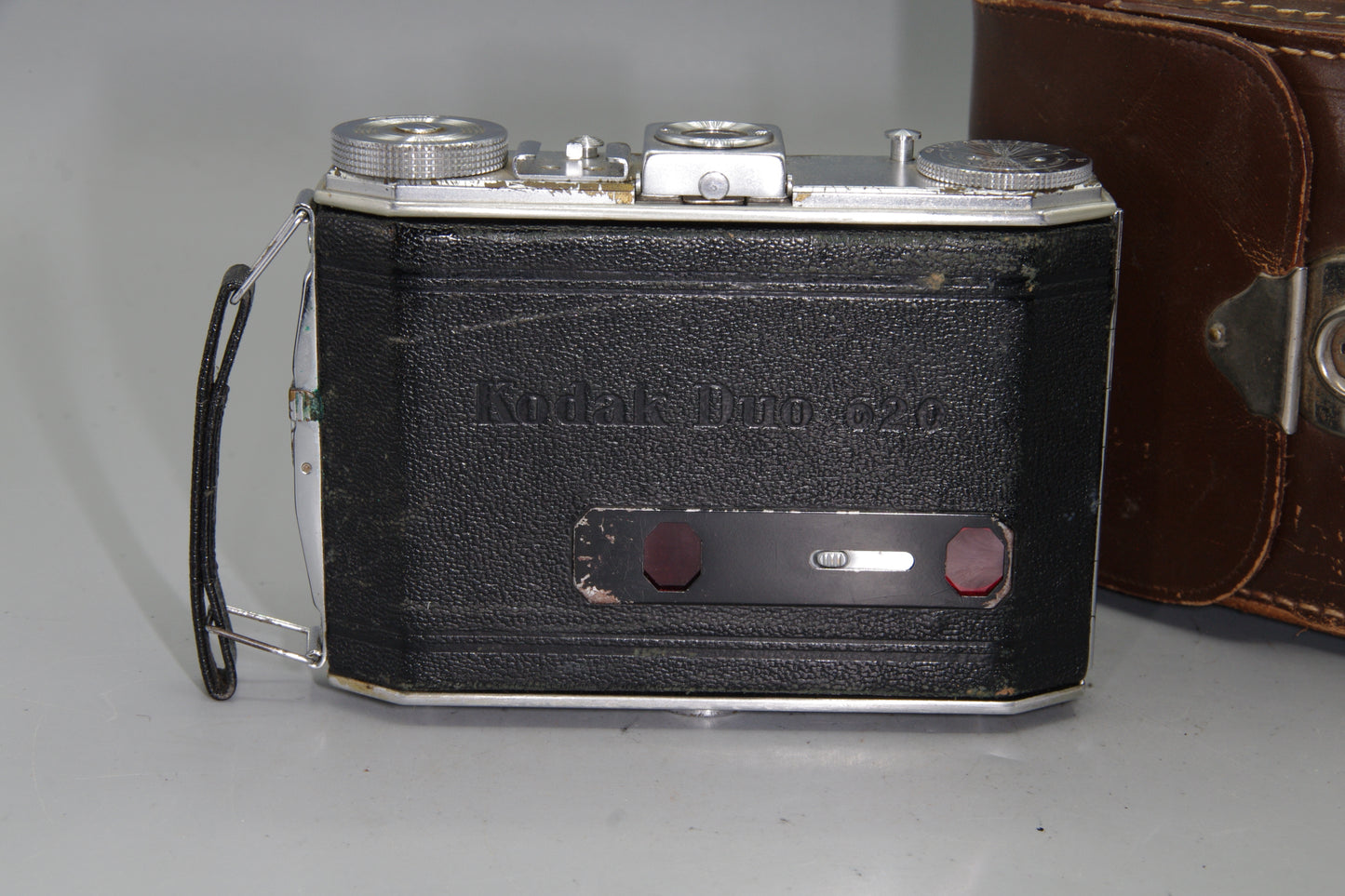 Kodak Duo 620 Folding Camera – 75mm f/3.5 Kodak Anastigmat Lens – Series II