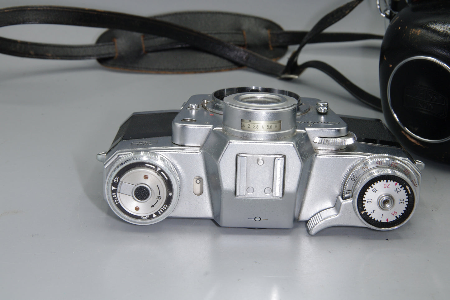 Zeiss Ikon Contarex Bullseye 35mm SLR Camera with Case – Good Condition